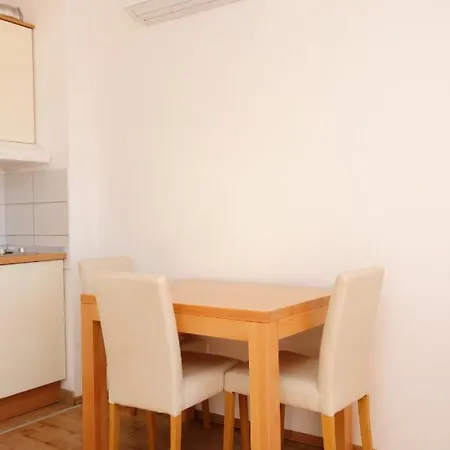 Duce 9437e Apartamento *