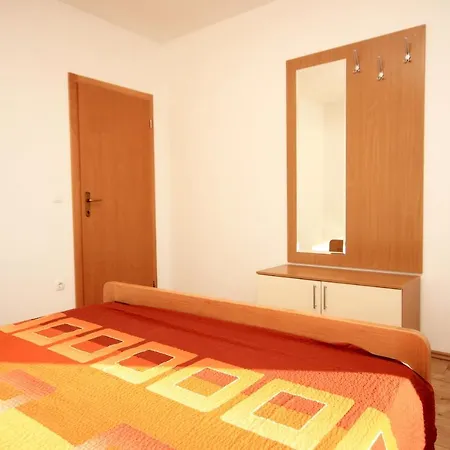 شقة Duce 9437e دوغي رات